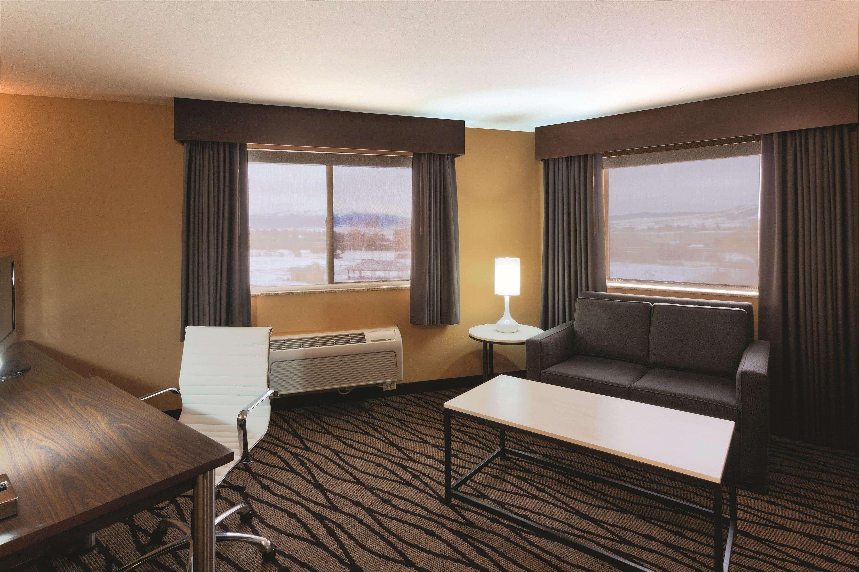 La Quinta By Wyndham Butte Hotell Eksteriør bilde
