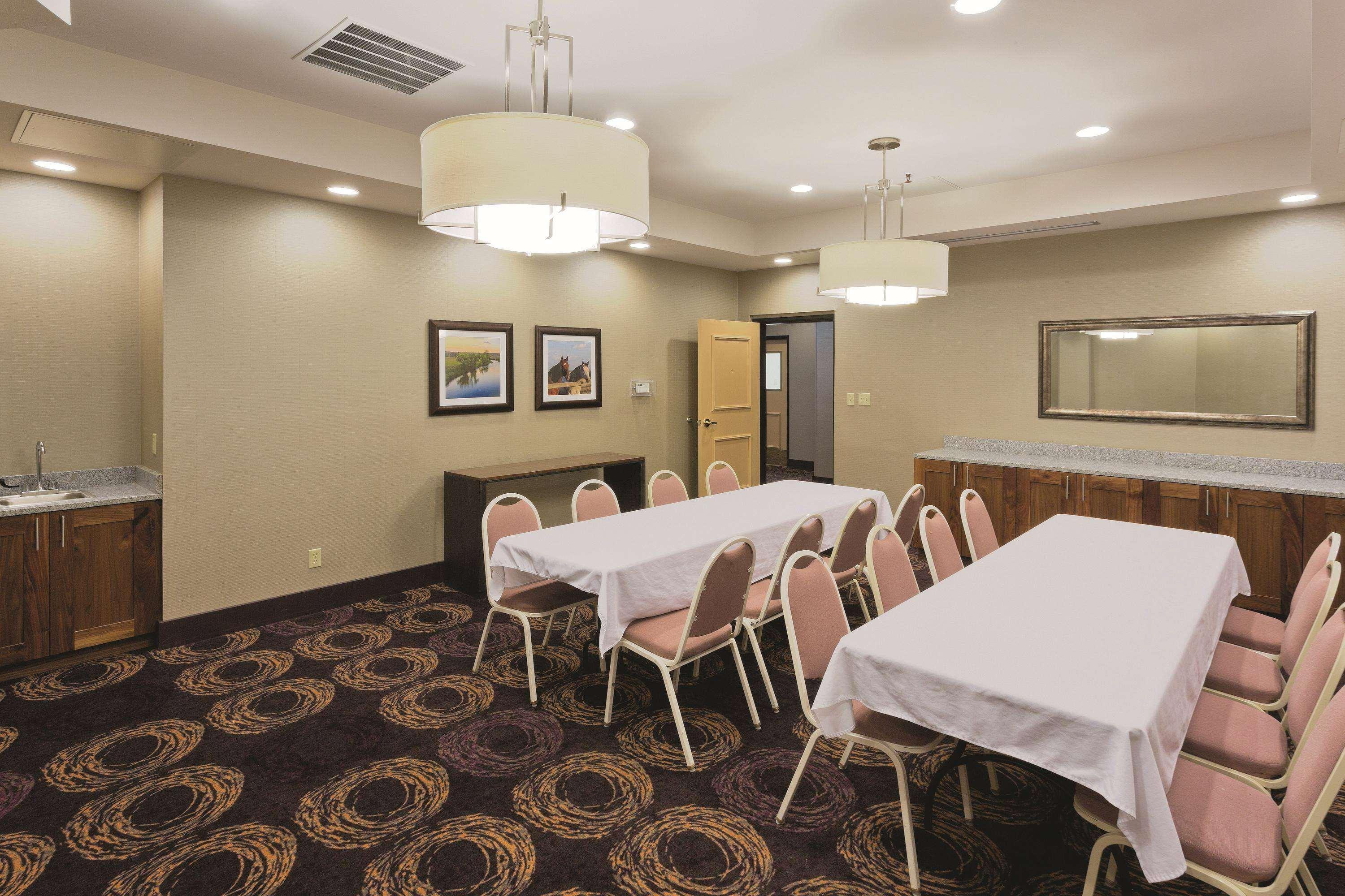 La Quinta By Wyndham Butte Hotell Eksteriør bilde